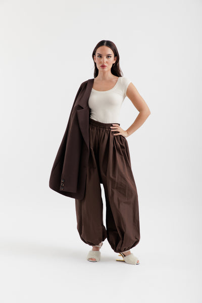 Brown balloon pants