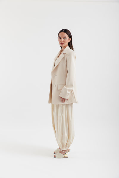 Beige crepe blazer